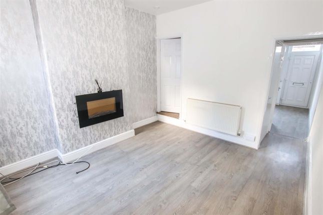 33, Alastair Road, Stoke-On-Trent photo 5