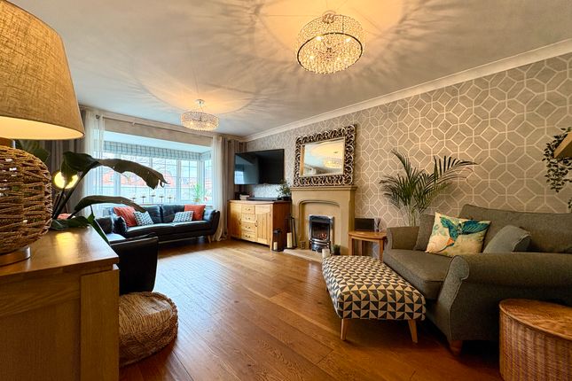 21 Foxtail Meadow, Wigan photo 4