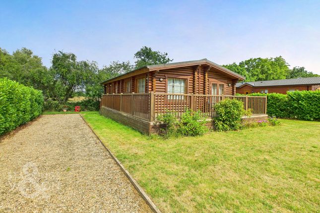 Skylark, 20 Langmere Lakes, Norwich photo 2