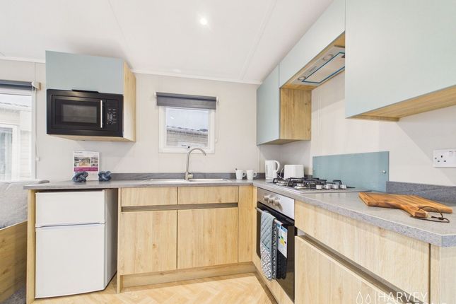 Silver Sands Holiday Park, Covesea West Beach, Lossiemouth photo 3