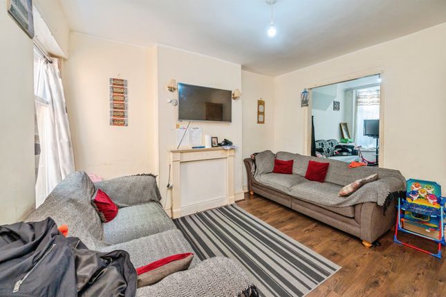 38, Geoffrey Road, Birmingham photo 4