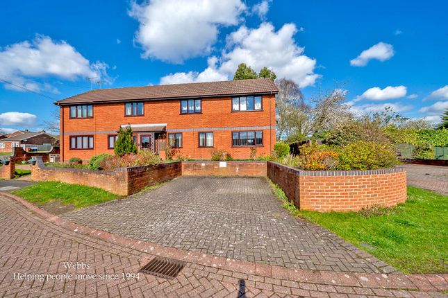 2-bed flat on 3, Bluebell Close, Cannock, £120,000