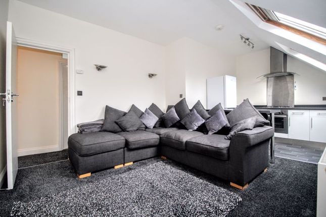 Thumbnail Flat for sale in Brighton Road, Purley