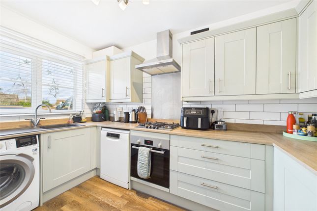 116, Jersey Drive, Wokingham photo 3