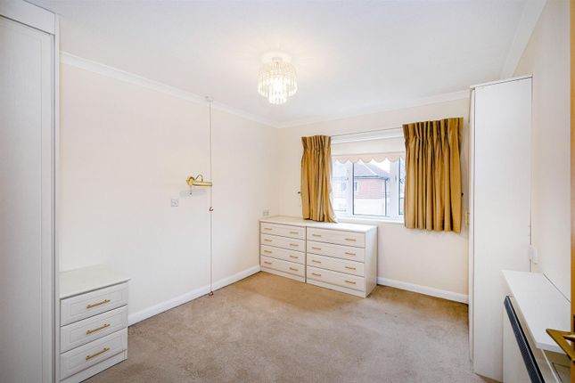 Property for sale in Cambridge Park, London