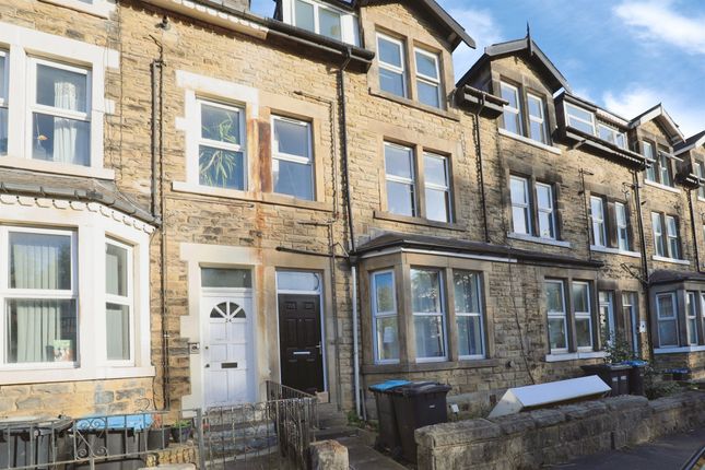 1 Bedroom Flat in HG1 5DF