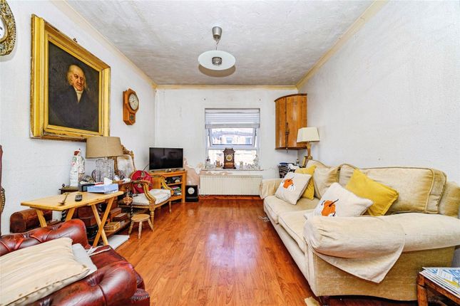 75B,, Princes Street, Bedfordshire photo 4