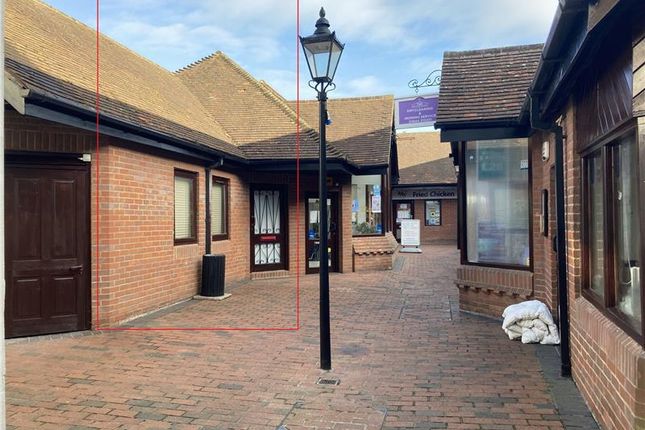 Thumbnail Office to let in 2 Swan Walk, Thame, Oxfordshire