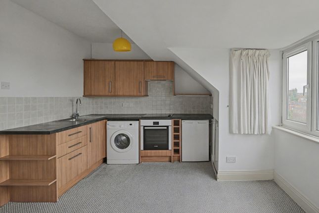 Flat 4, 61,, St. Marks Road, Salisbury photo 4