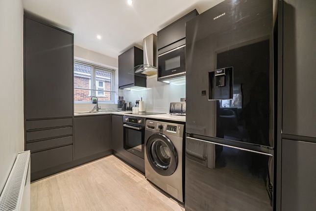 Flat 11, Regents Court, 25, London Lane, Bromley photo 4