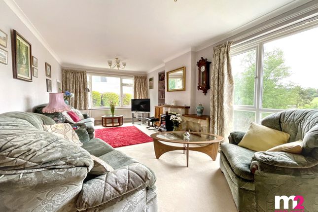 11, St Cybi Avenue, Usk photo 3
