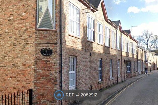 Thumbnail Terraced house to rent in Bishops Court, York