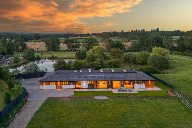 5-bed house on Meadow View, Reigate Road, Reigate, £1,695,000