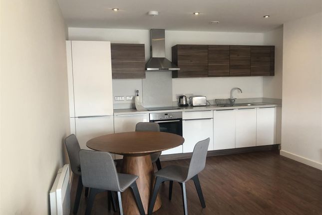 Sillavan Way, Salford photo 3