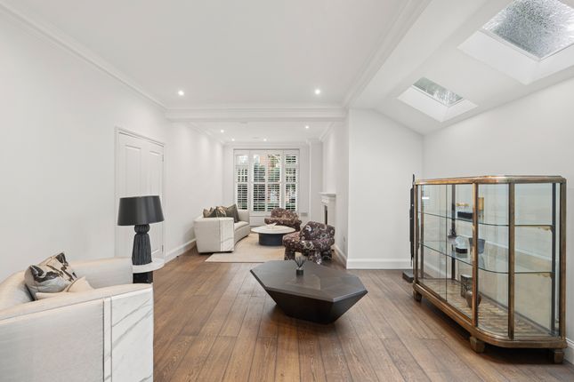 6-bed house on Chipstead Street, London, £5,000,000