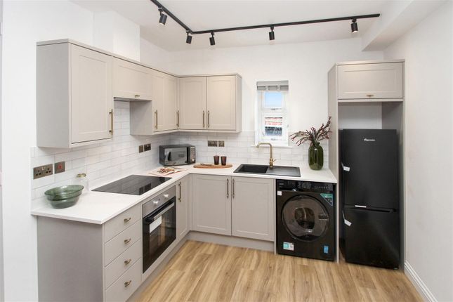Studio 3, 30A, High Street, Rushden photo 5