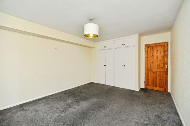 53, The Priory, Patcham photo 4