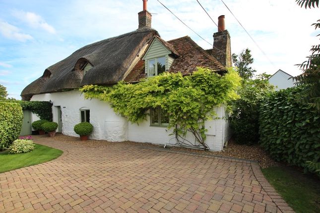 Thumbnail Property for sale in Mole End, Dinton