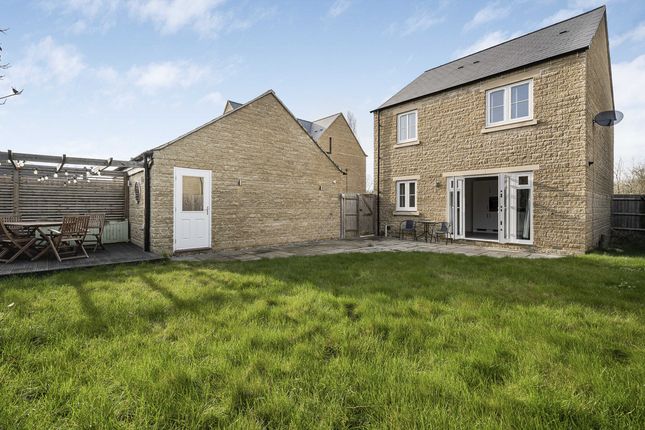 18, Violet Close, Ambrosden photo 4