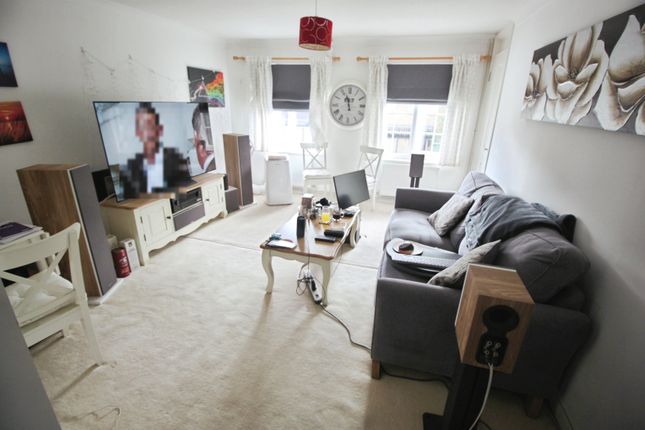 18, Newbridge, Southampton photo 2