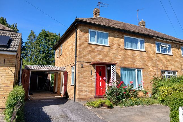 3-bed house on 16 Leywood Close, Amersham, £699,000