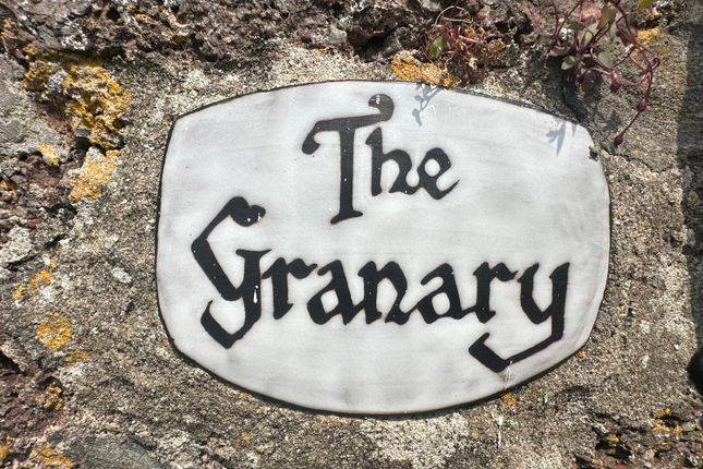The Granary - The Vicarage,, Penally, Pembrokeshire photo 3
