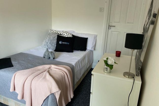 Shared accommodation to rent in Berkeley Road, Southampton