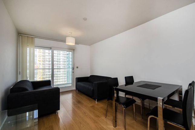 Thumbnail Flat to rent in City Peninsula, Greenwich, London