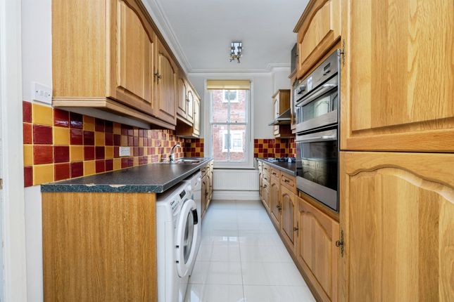 Flat 8, 54, Bushmead Avenue, Bedford photo 2