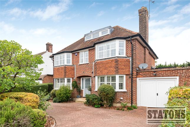 5-bed detached on Moffats Lane, Hatfield, £1,600,000