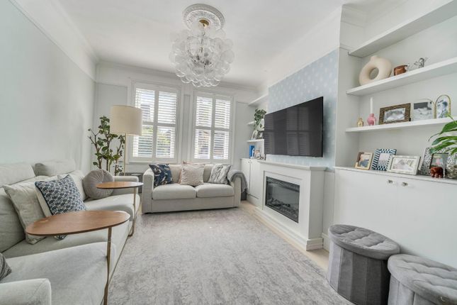 66, Alexandra Road, Windsor photo 2