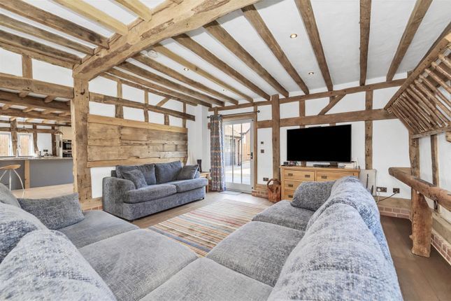 Oakgrove Barn, Barrells Road, Bury St. Edmunds photo 4