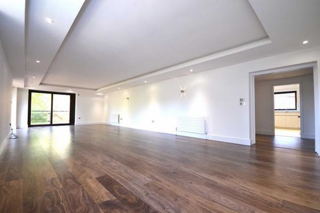 21, Prince Regent Court, St John's Wood photo 2