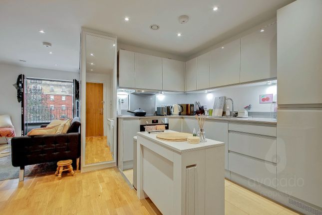 Flat 19 Corinthian Court, 1 Station Approach, Ruislip photo 4