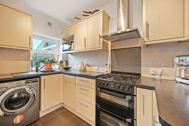 Flat for sale in Station Road, Sutton