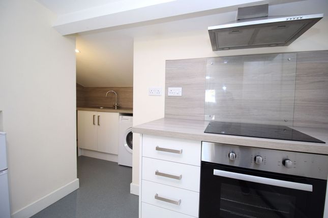 4 Brickworks House Claylands Road, Southampton photo 4