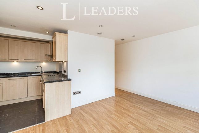 B2, 20, St. Mark's Hill, Surrey photo 4