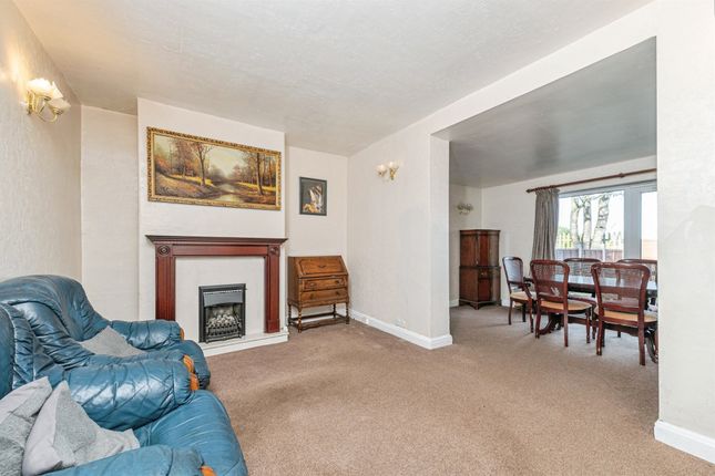 10, Castle Mount, DEWSBURY photo 4