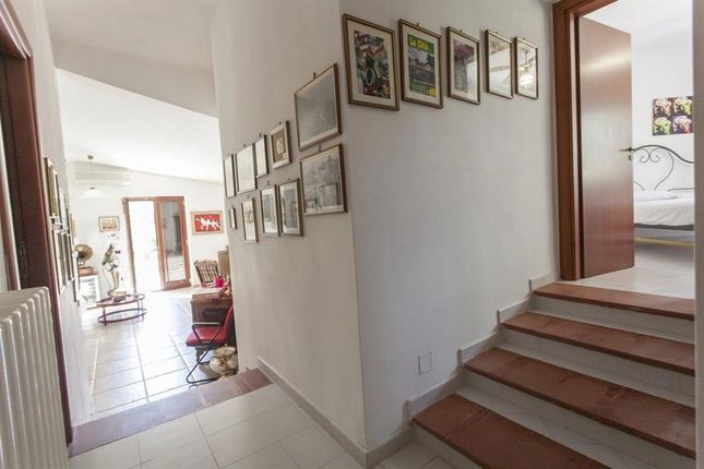 Villa for sale in Oria, Puglia, 72024, Italy