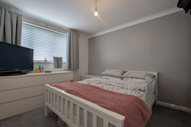 3, Lydia Road, Deal photo 4