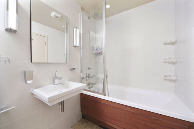 Flat for sale in Chelsea Towers, Chelsea Manor Gardens, Chelsea, London