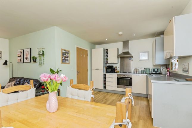 21, Bramley Hill, Ipswich photo 3