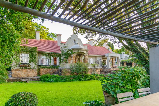 Property for sale in Hearn Drive, Northcliff, Johannesburg, 2195