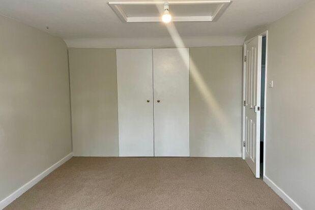 Flat to rent in Chestnut Avenue, Pickering