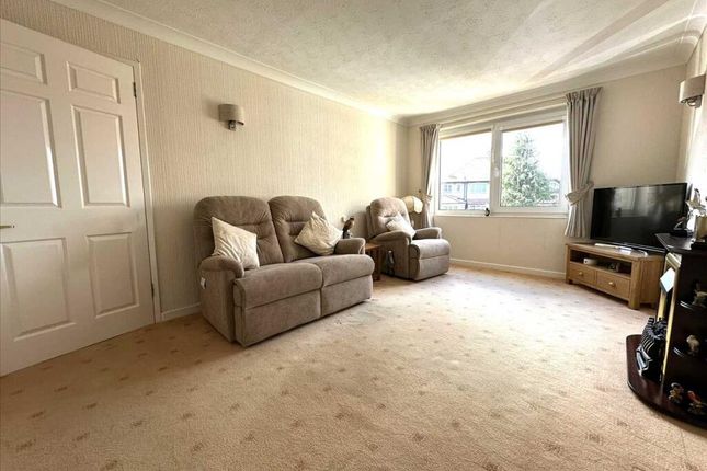 24, West Avenue, Filey photo 3