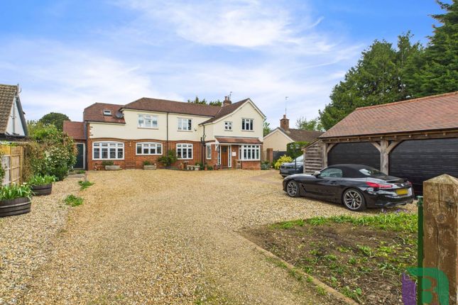 Houses for Sale in Pierres Place, Glebe Farm, Milton Keynes MK17