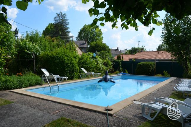 Property for sale in Montignac-Lascaux, Aquitaine, 24290, France