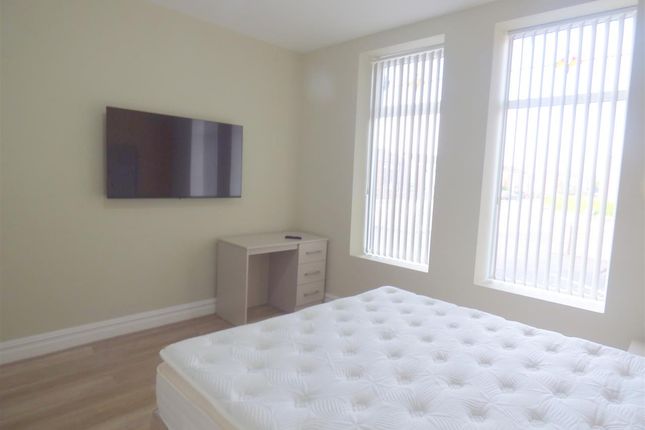 Room 4 60, Church Road, Liverpool photo 3