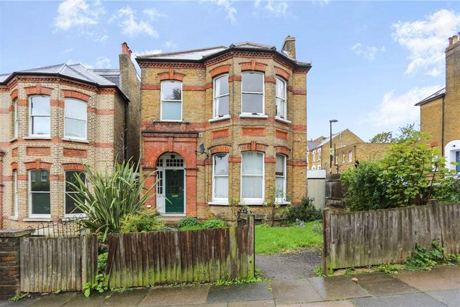 Thumbnail Flat for sale in Devonshire Road, Forest Hill, London