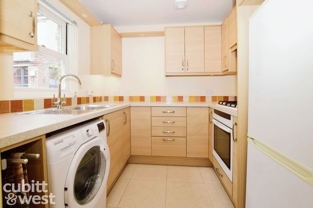 1, Anchor Court, Horsham photo 2